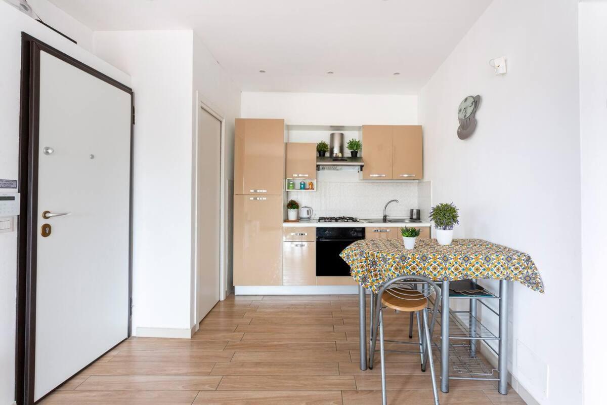 Frank'S House - Appartamento Con Terrazzo In Centro Palermo Ngoại thất bức ảnh