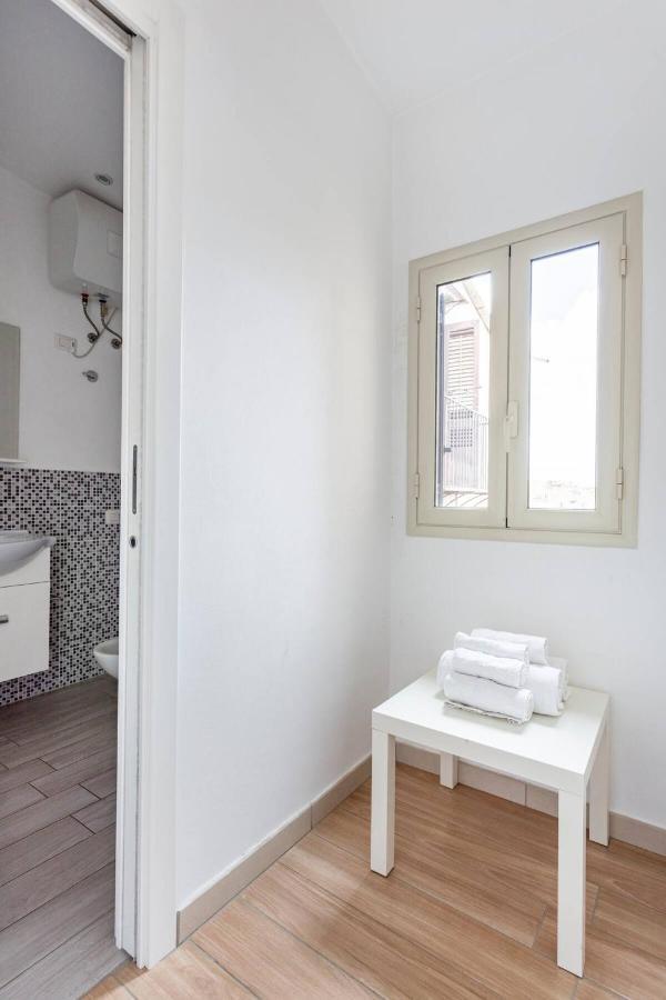 Frank'S House - Appartamento Con Terrazzo In Centro Palermo Ngoại thất bức ảnh