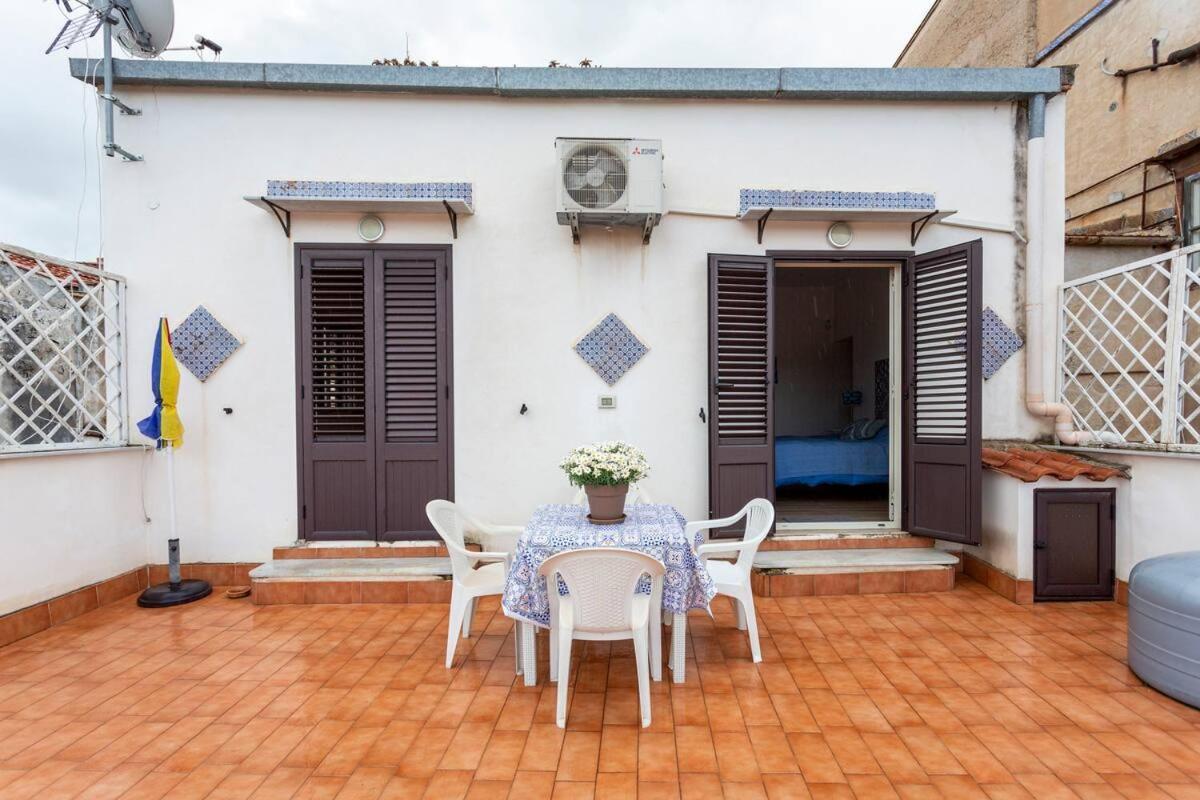 Frank'S House - Appartamento Con Terrazzo In Centro Palermo Ngoại thất bức ảnh